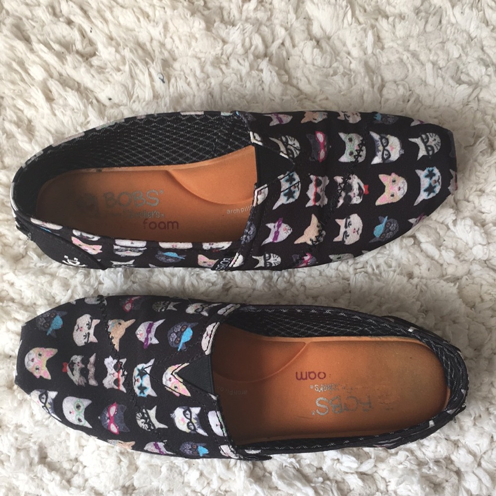 Bobs Skechers memory foam cat kitty shoes slip ons